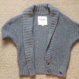 Short sleeve sweater cardigan